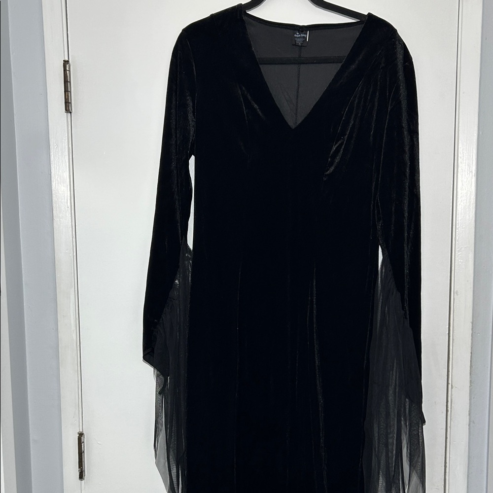 Spirit Addams Family Morticia Black Long Sleeve Dress Costume CosplaySize L